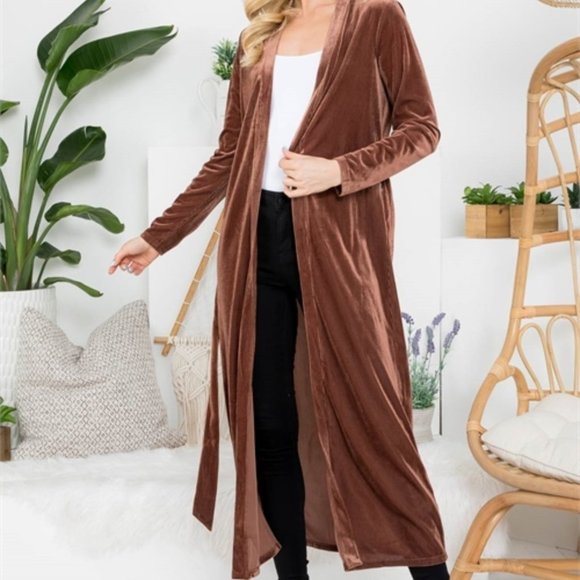 undefined Tops - LONG VELVET BELTED DUSTER brown